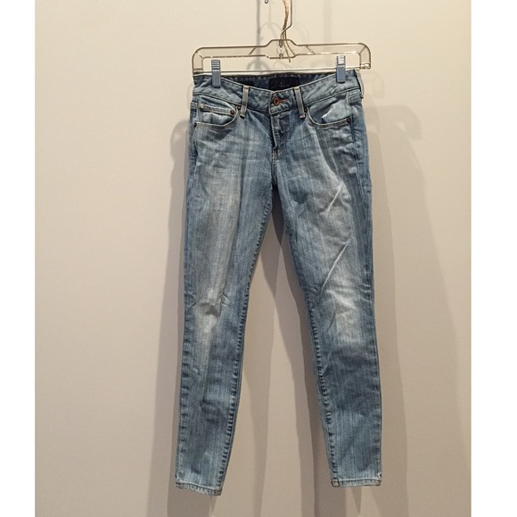 Lucky Brand Lolita Capri Jeans - Picture 2 of 6